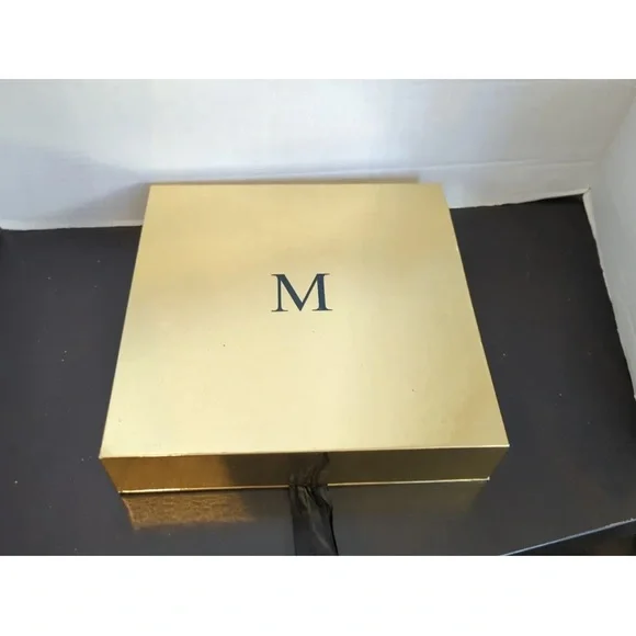 Marilyn Miglin Perfume Gift with Crystal Refillable Bottle 6 Scents BNIB - Picture 3 of 6